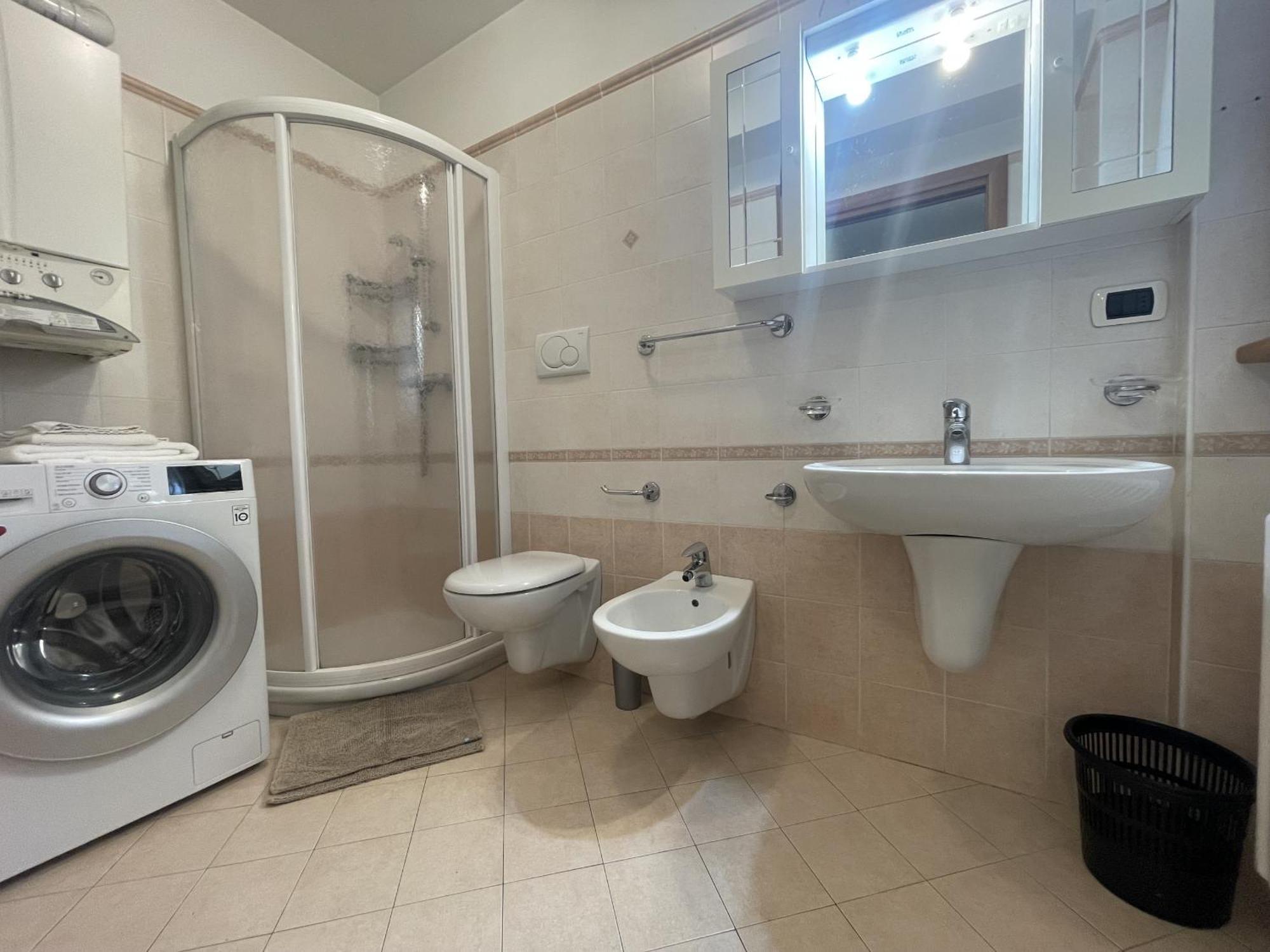 Residence Valentino Pinzolo Ngoại thất bức ảnh